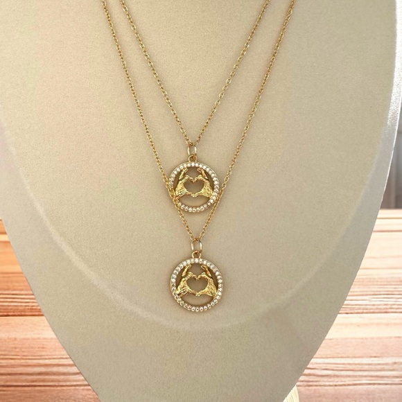 Taylor Swift Heart Hands Sign Fearless Eras Gold Necklace Pendant - Picture 1 of 7